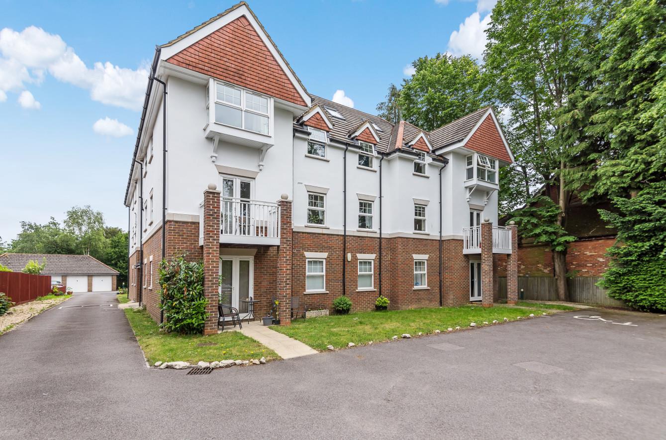 Oakleaf Place, Hursley Road, Chandlers Ford