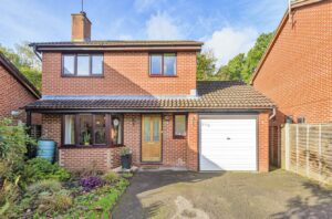 Tyne Close, Valley Park,  Chandler’s Ford