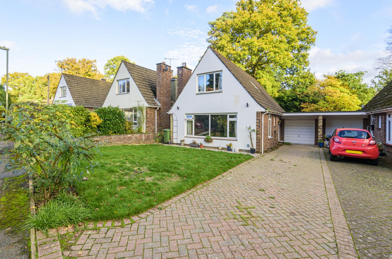 Oakwood Close, Hiltingbury, Chandler's Ford Sparks Ellison