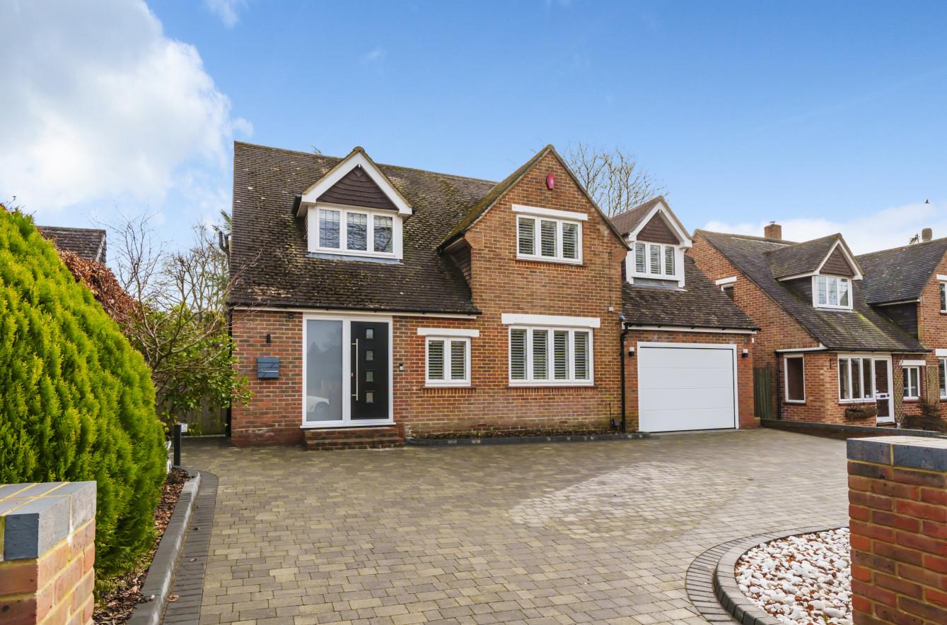 Oakwood Road, Hiltingbury, Chandler's Ford Sparks Ellison