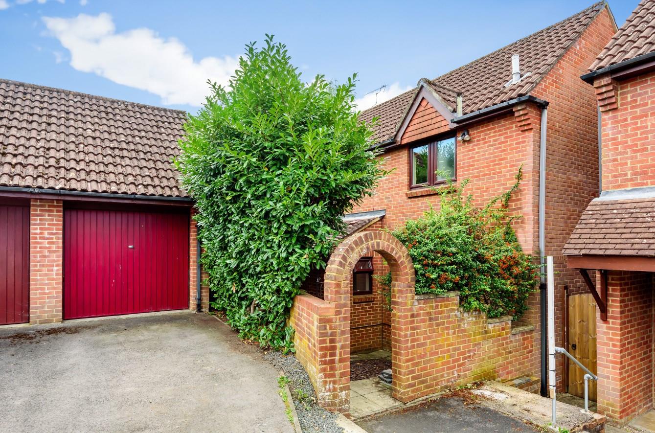 Burley Close,  Valley Park, Chandler's Ford