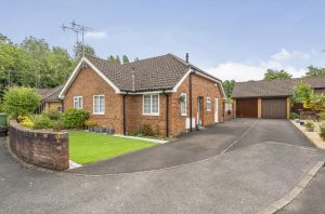 Monmouth Close, Valley Park, Chandlers Ford