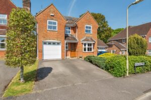 Blencowe Drive, Knightwood Park, Chandler’s Ford
