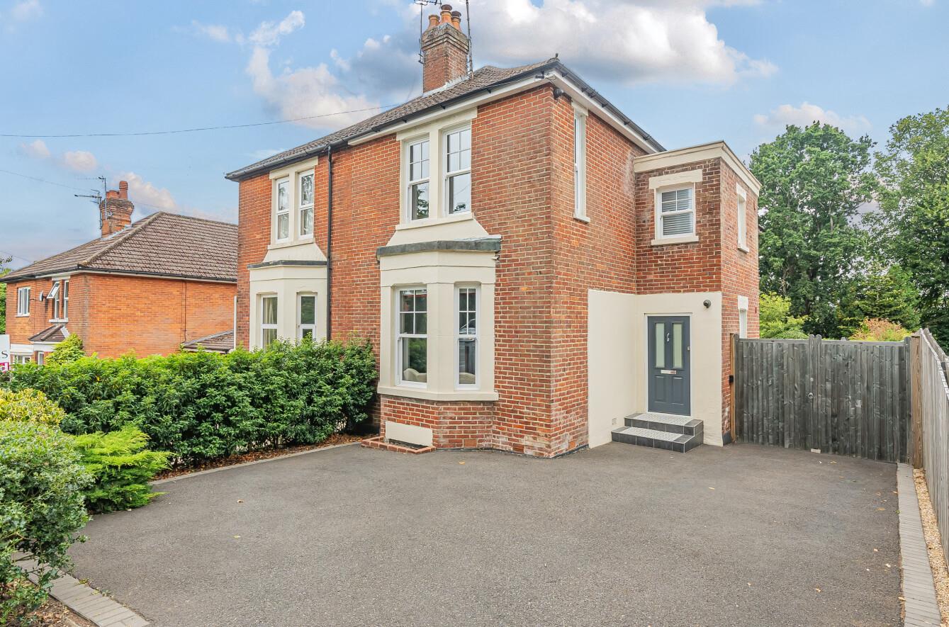 Winchester Road, Chandler's Ford