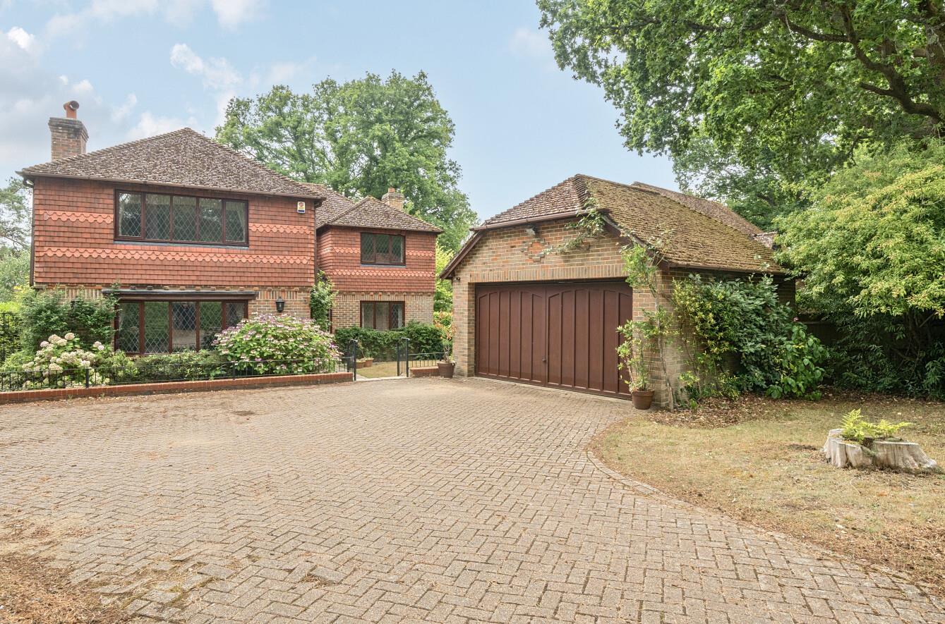 Hook Crescent, Ampfield, Romsey