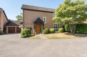 Tees Close, Valley Park, Chandler’s Ford