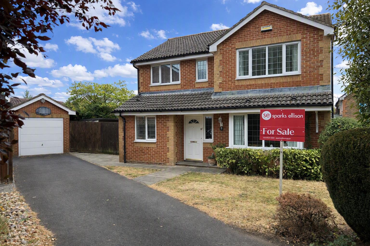 Sandringham Close, Knightwood Park, Chandler's Ford