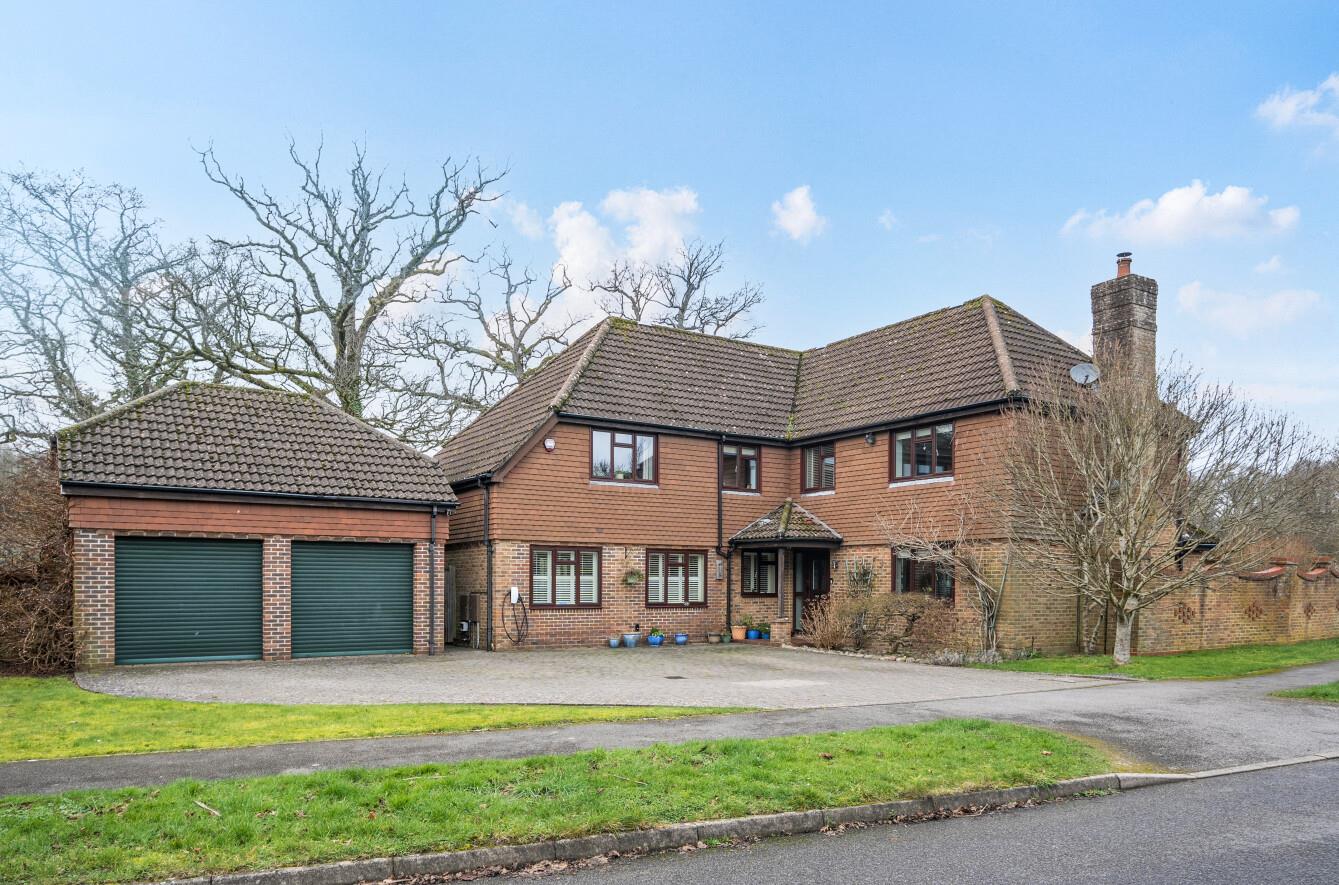 Cranbourne Drive, Otterbourne, Winchester