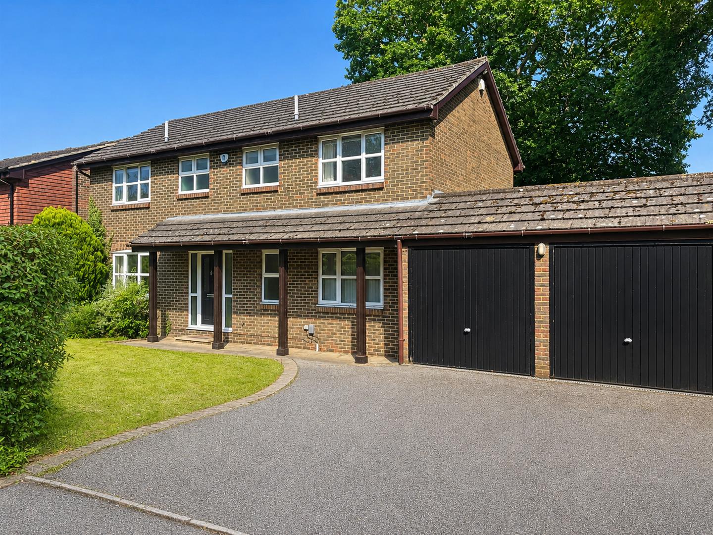 Raglan Close, Valley Park, Chandler's Ford