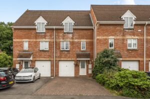 Catmint Close, Knightwood Park, Chandler’s Ford