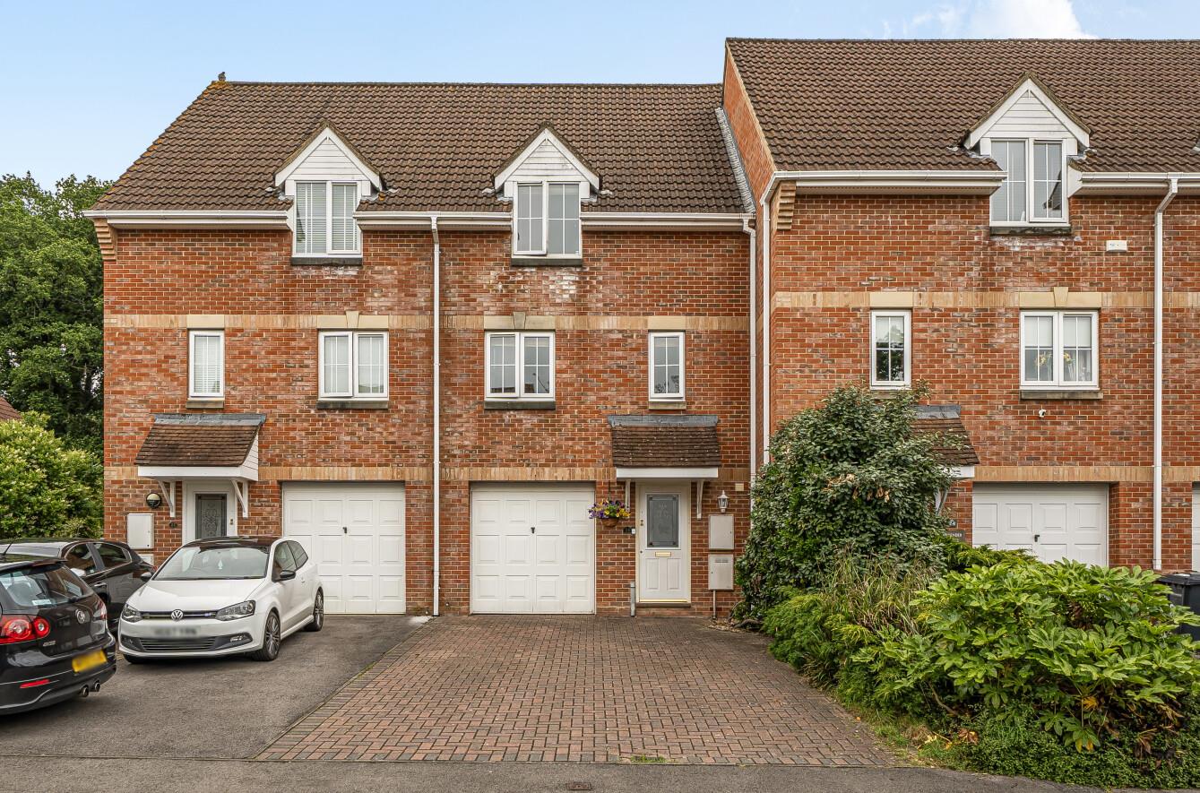 Catmint Close, Knightwood Park, Chandler’s Ford