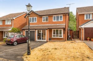 Calshot Drive, Valley Park, Chandler’s Ford